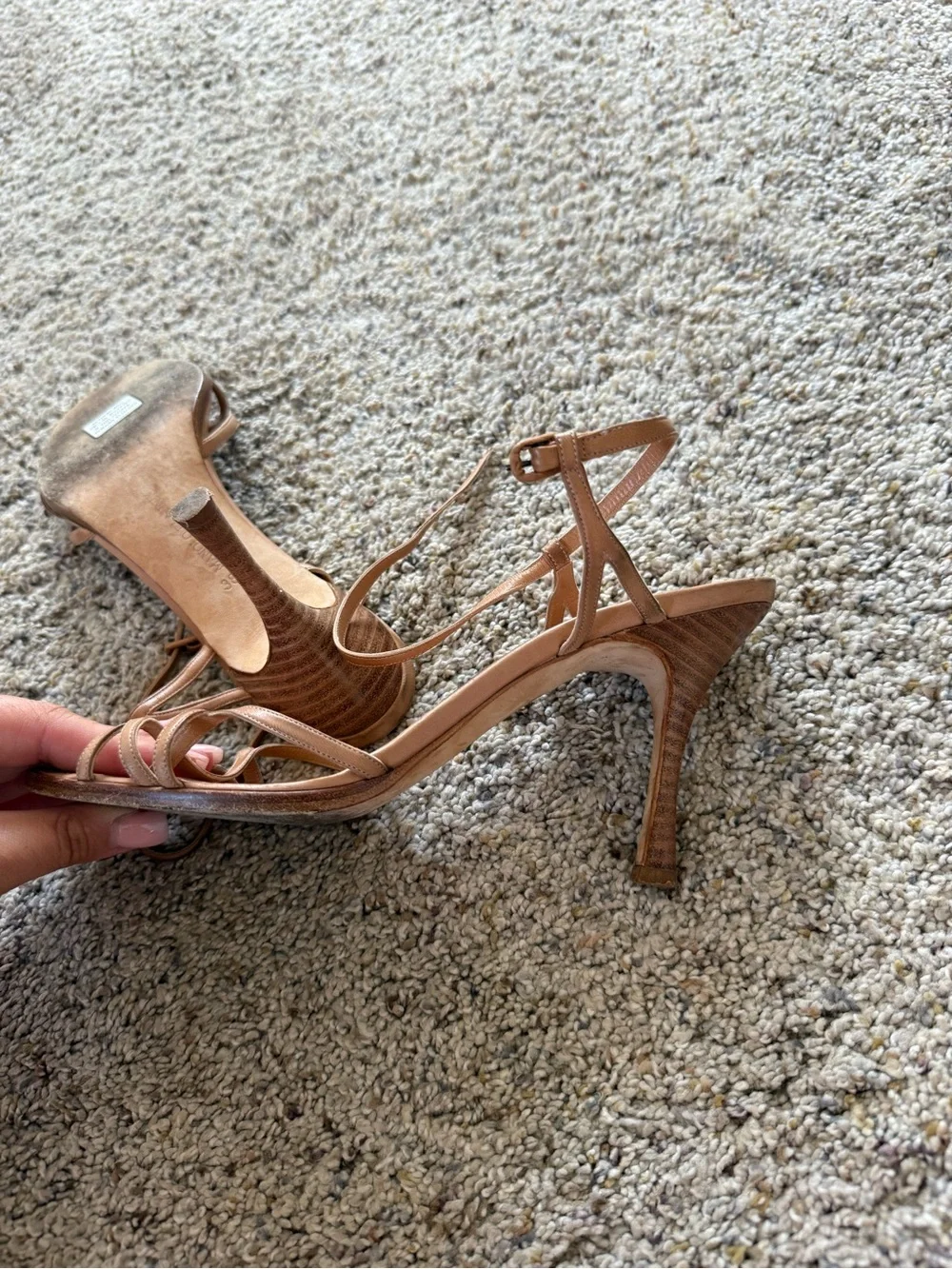 Manolo Blahnik Leather Strappy Sandals in Tan